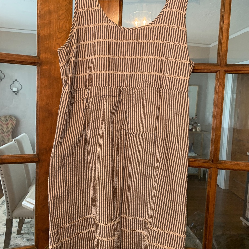 Old Navy Seer Sucker Knee Length Tank Dress